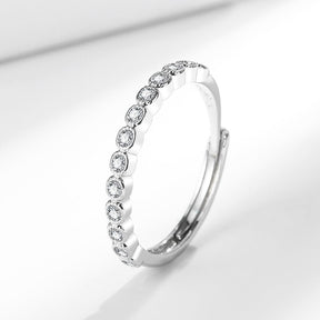 Anel Delicado com Diamante